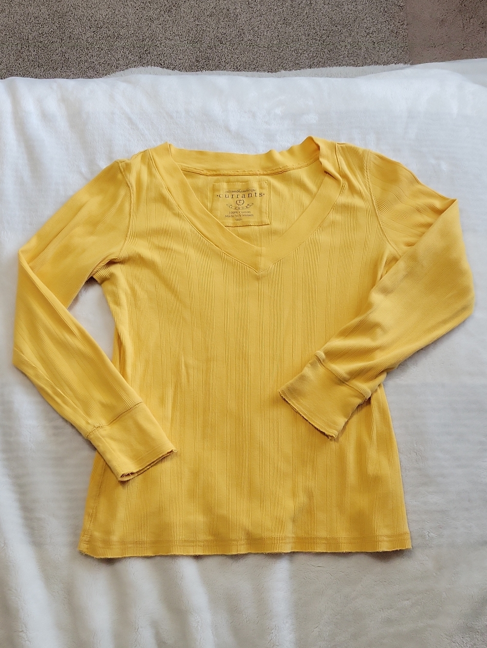 Currants 100% Cotton Mustard Yellow V-Neck Ribbed Long Sleeve Top- Large